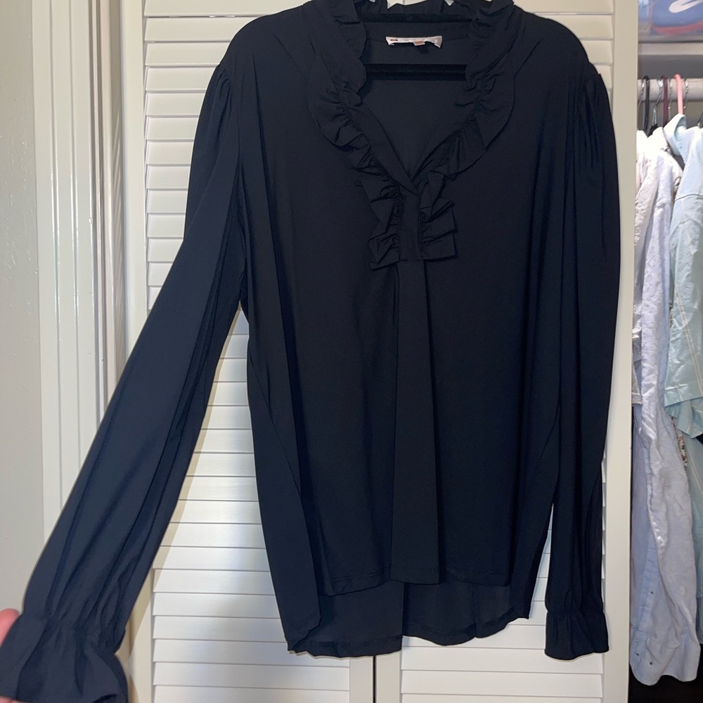 Jude Connally Black Ruffled Blouse